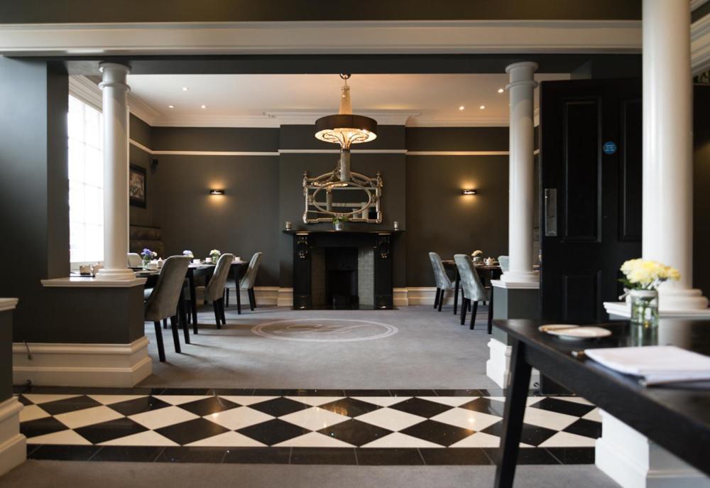 Poets House Hotel Ely Bagian luar foto